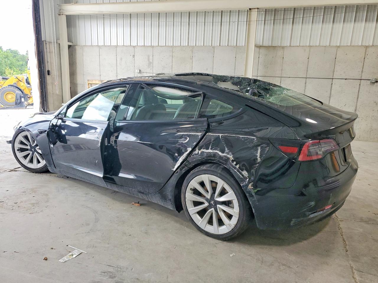 2023 TESLA MODEL 3 — снимка 2