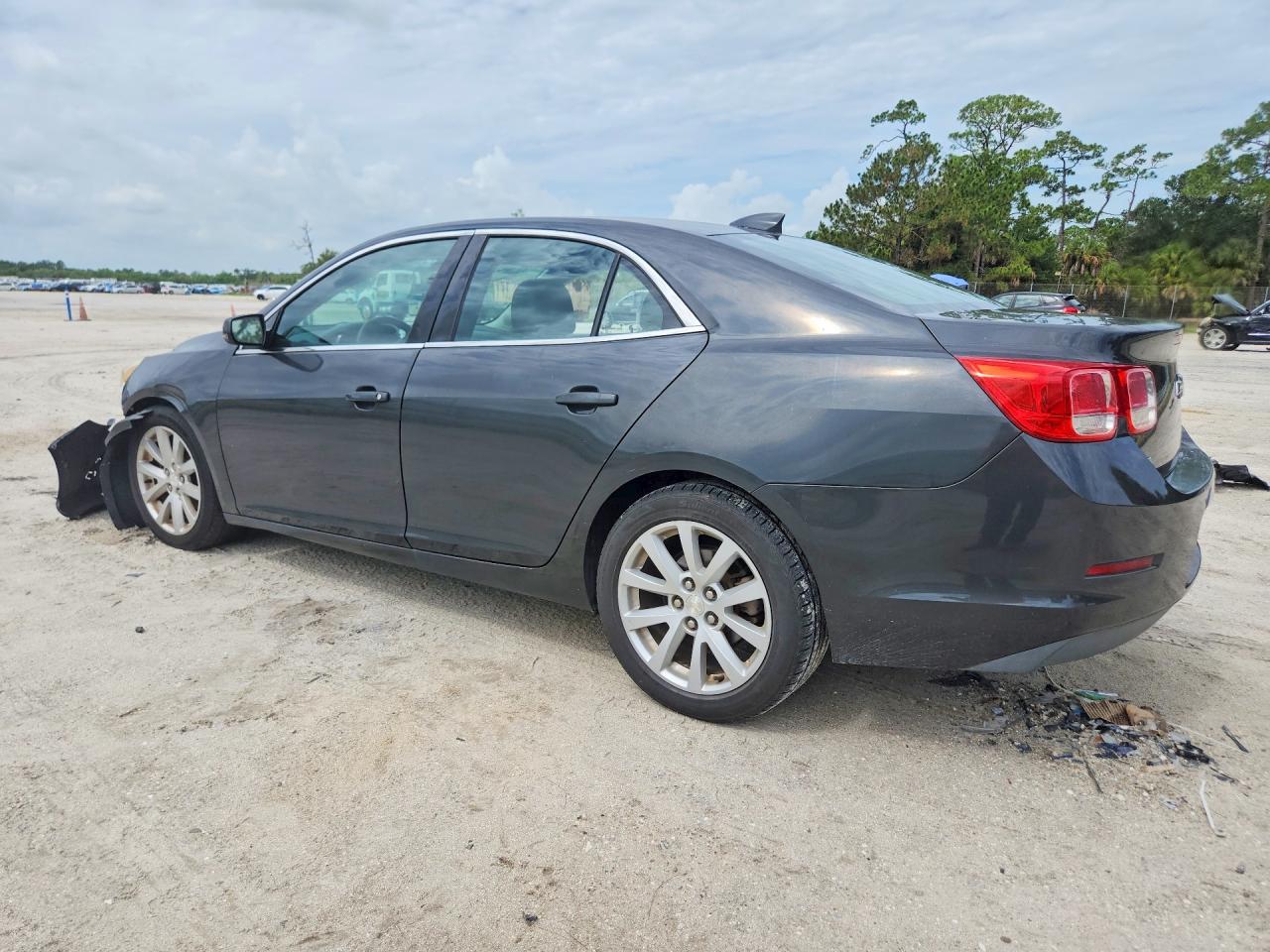 2015 CHEVROLET MALIBU 2LT — снимка 2