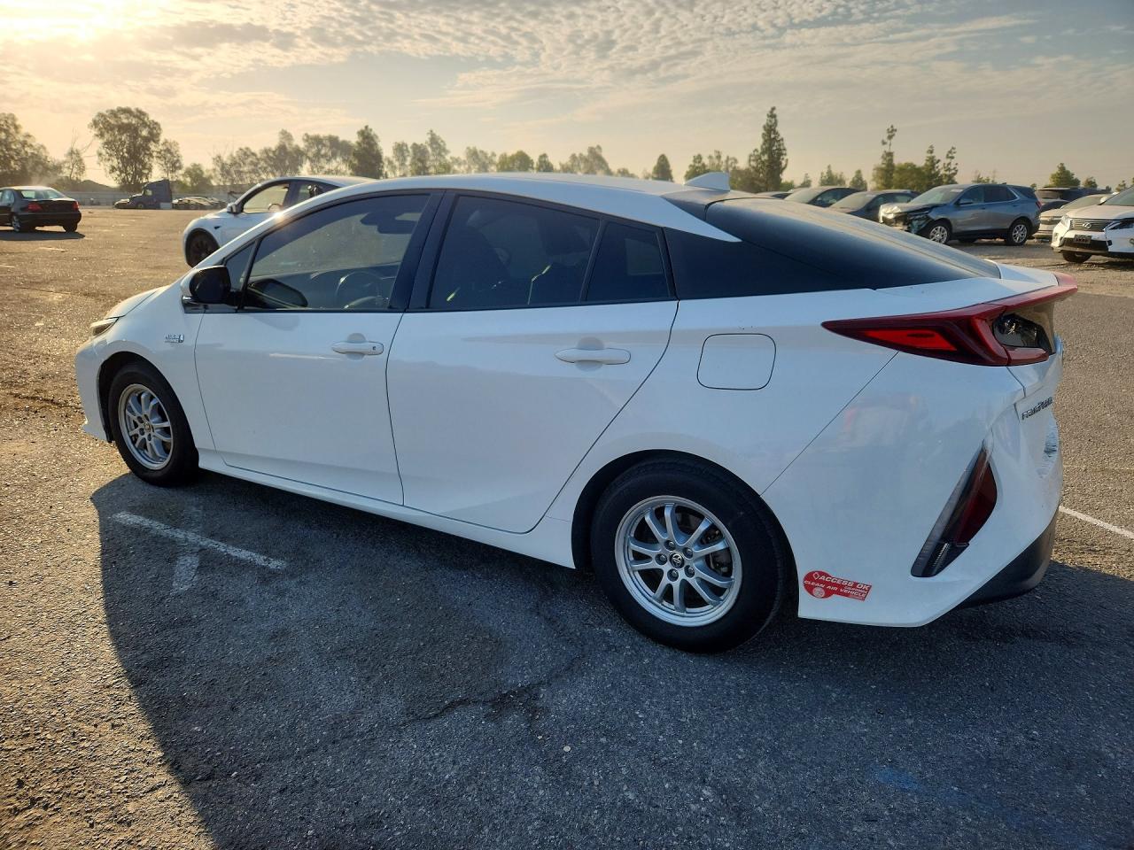 2018 TOYOTA PRIUS PRIME PREMIUM — снимка 2