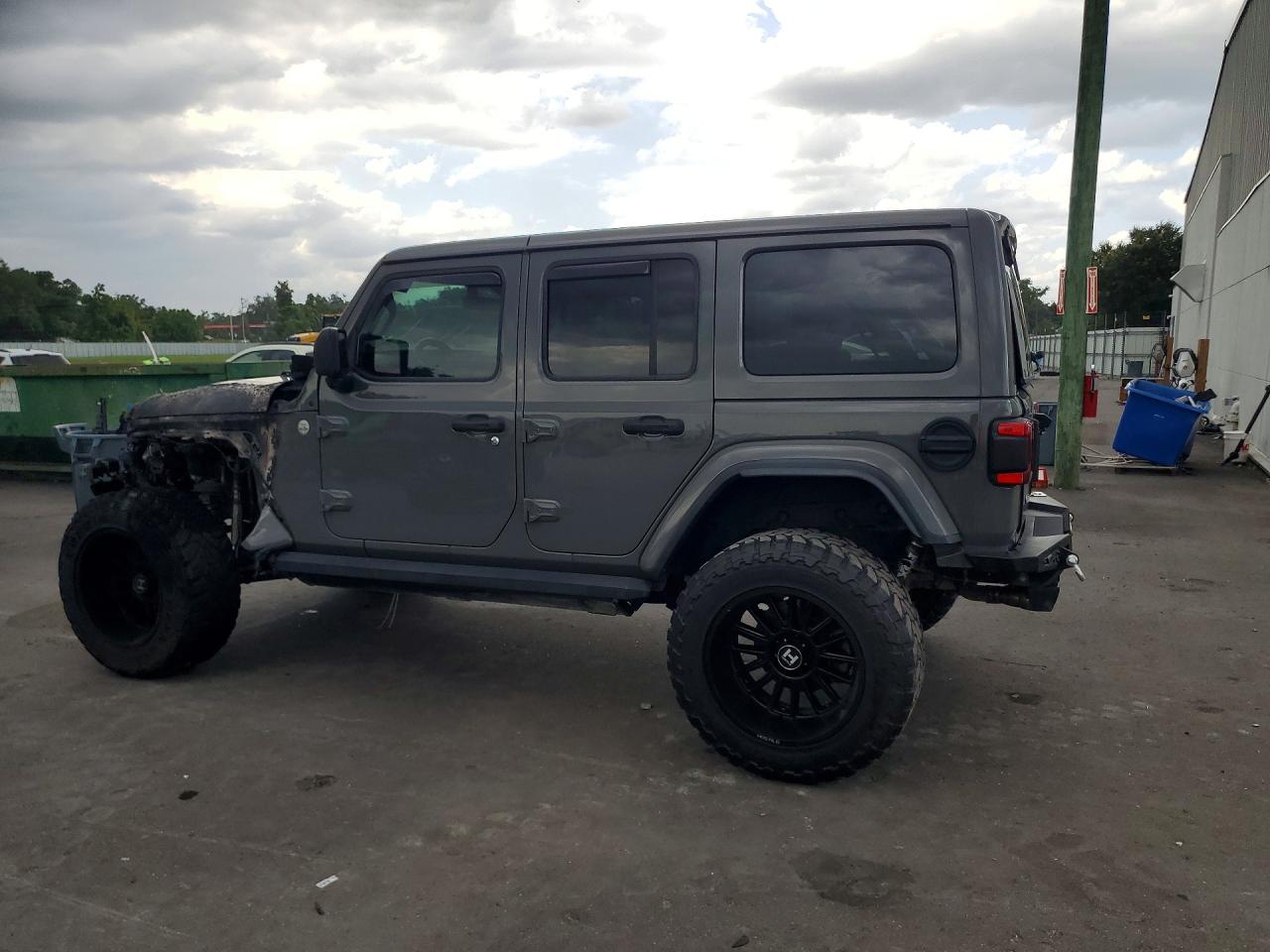 2018 JEEP WRANGLER UNLIMITED SAHARA — снимка 2