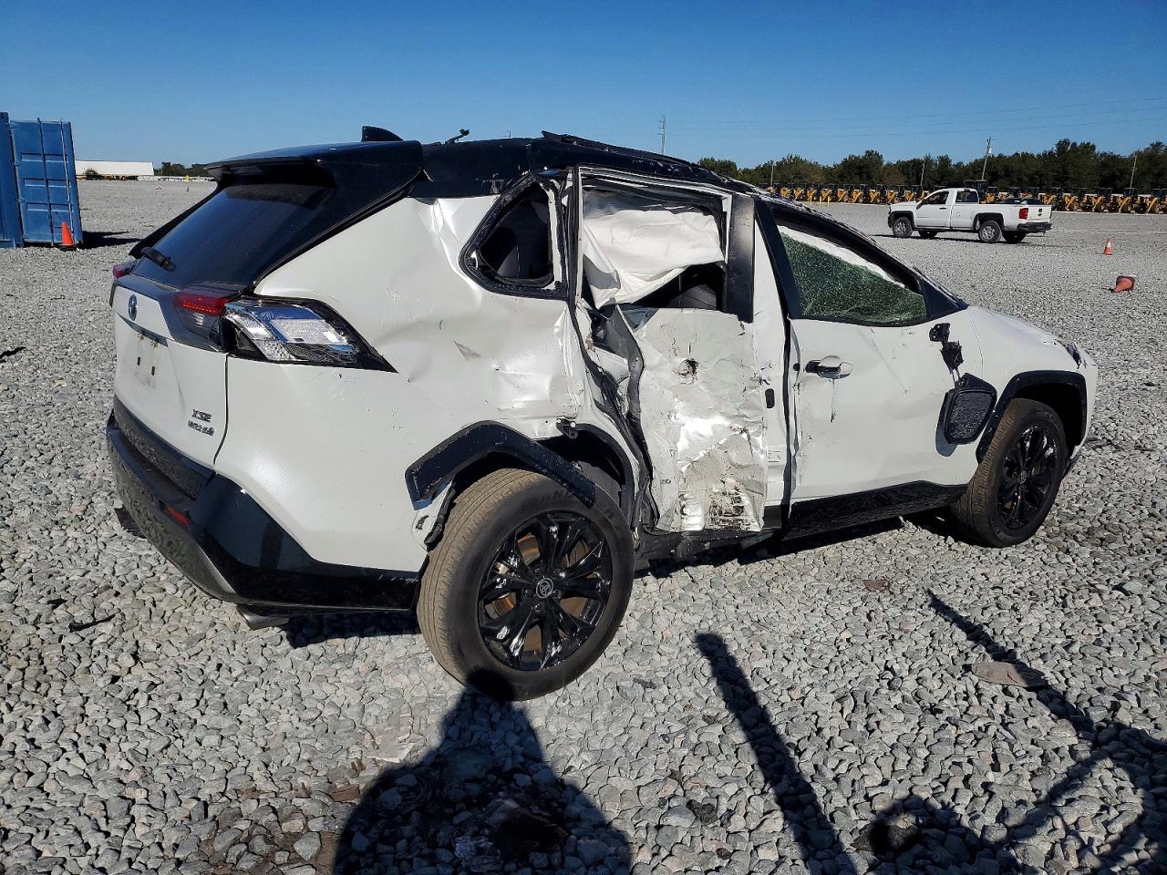 2024 TOYOTA RAV4 XSE — снимка 3