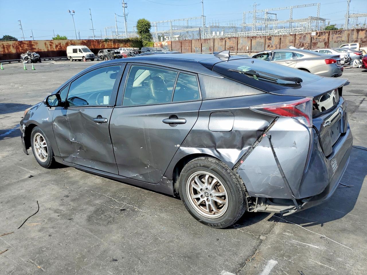 2016 TOYOTA PRIUS FOUR — снимка 2