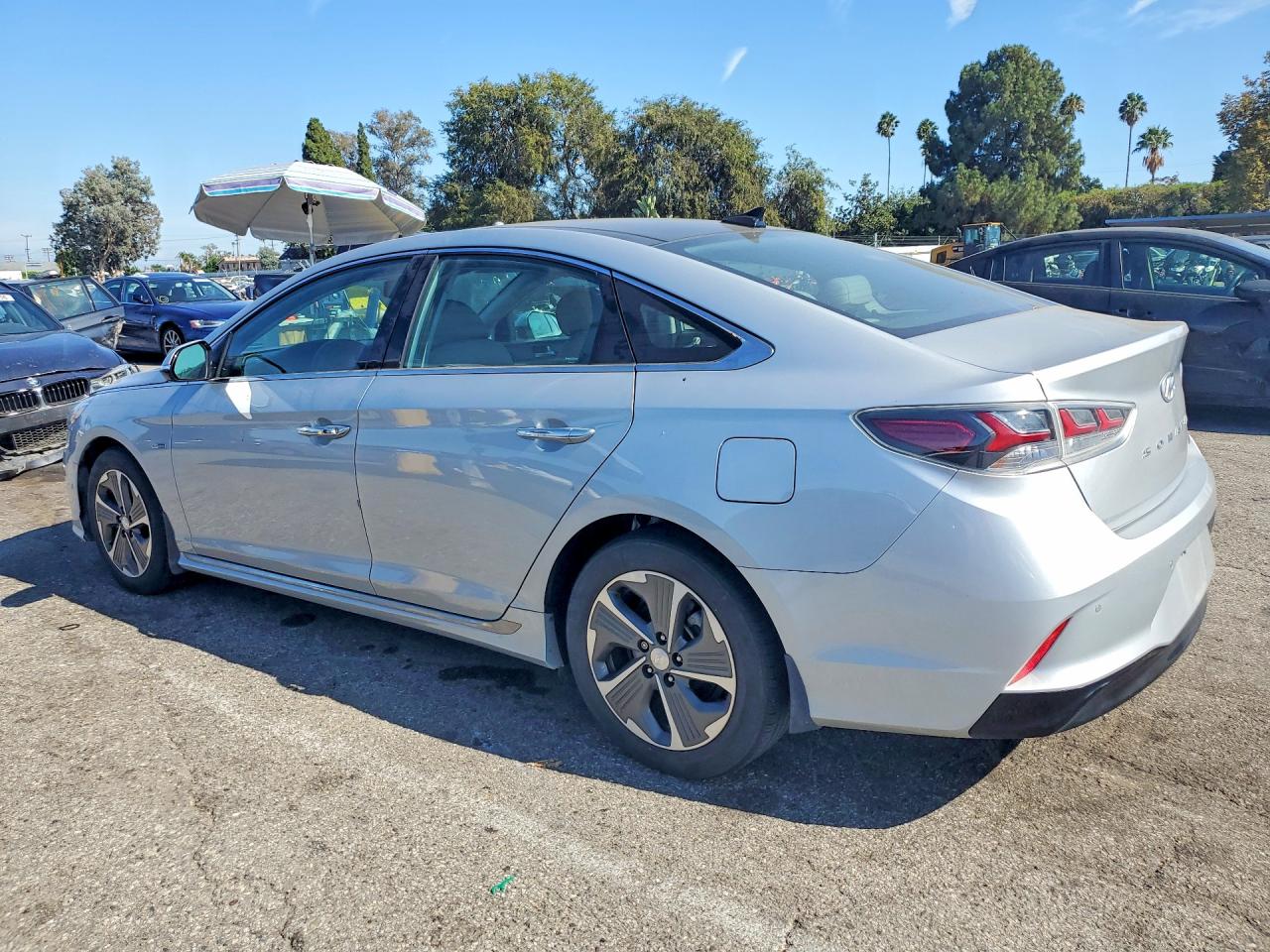 2019 HYUNDAI SONATA HYBRID LIMITED — снимка 2