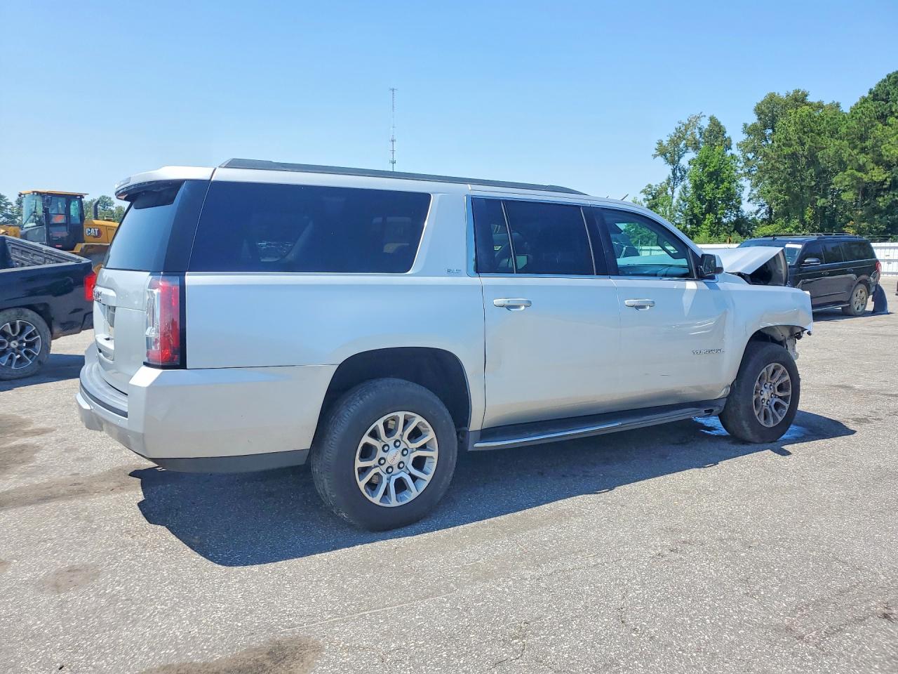 2019 GMC YUKON XL C1500 SLT — снимка 3