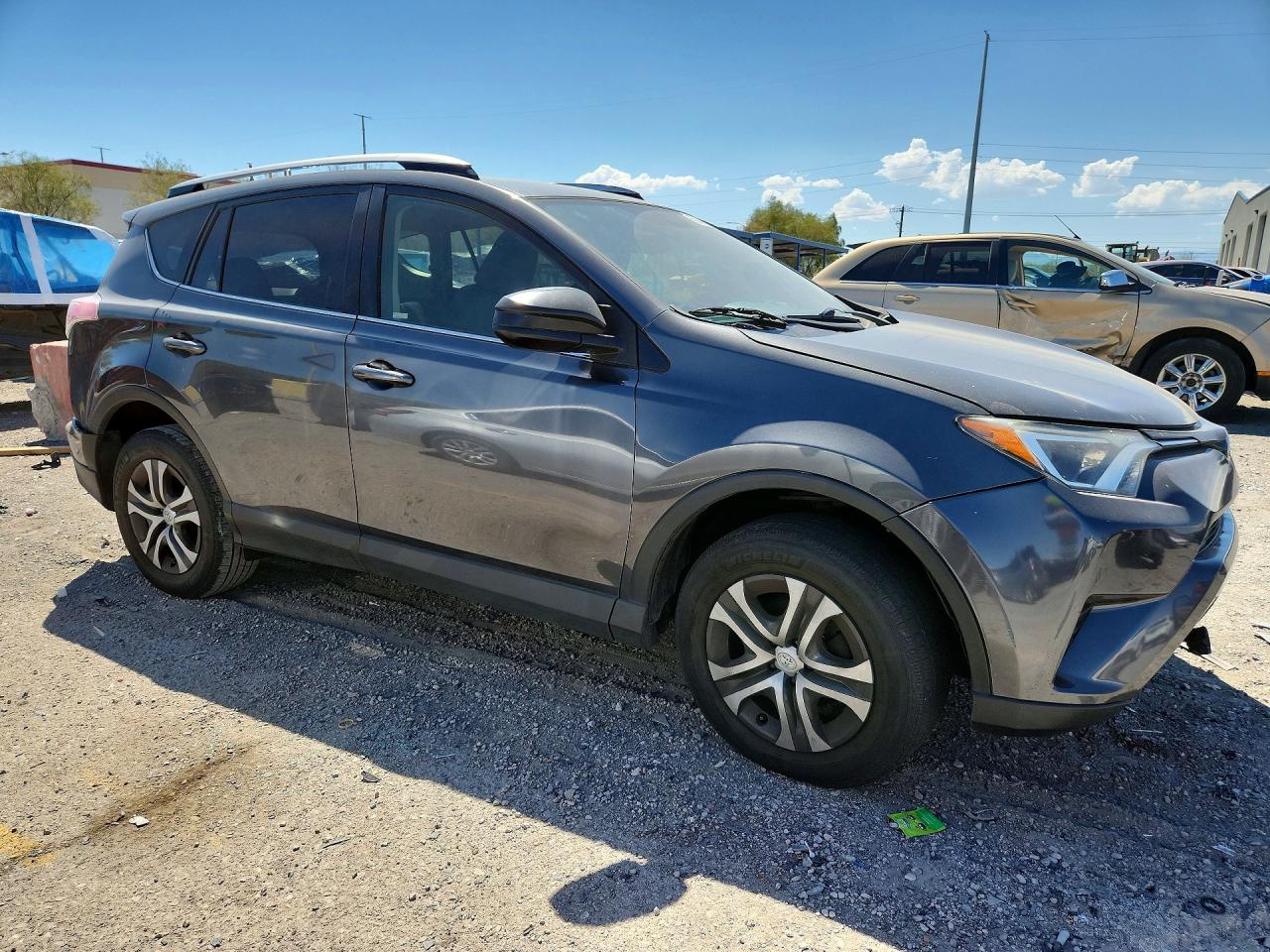 2016 TOYOTA RAV4 LE — снимка 4