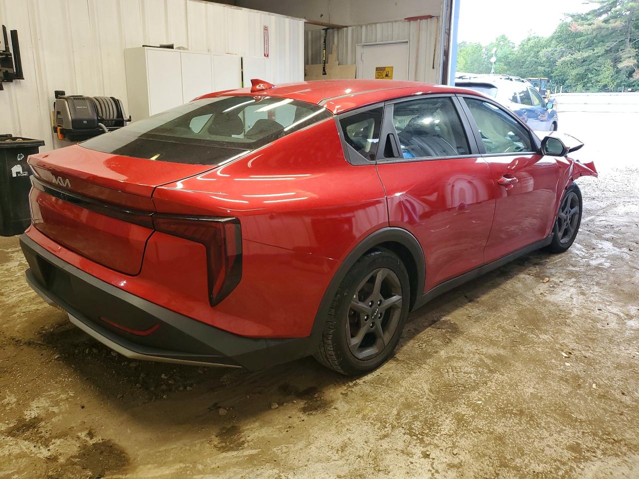 2025 KIA K4 LXS — снимка 3