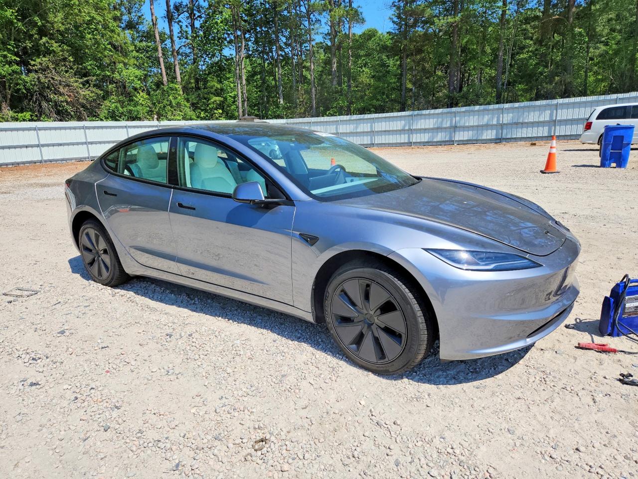2026 TESLA MODEL 3 — снимка 4
