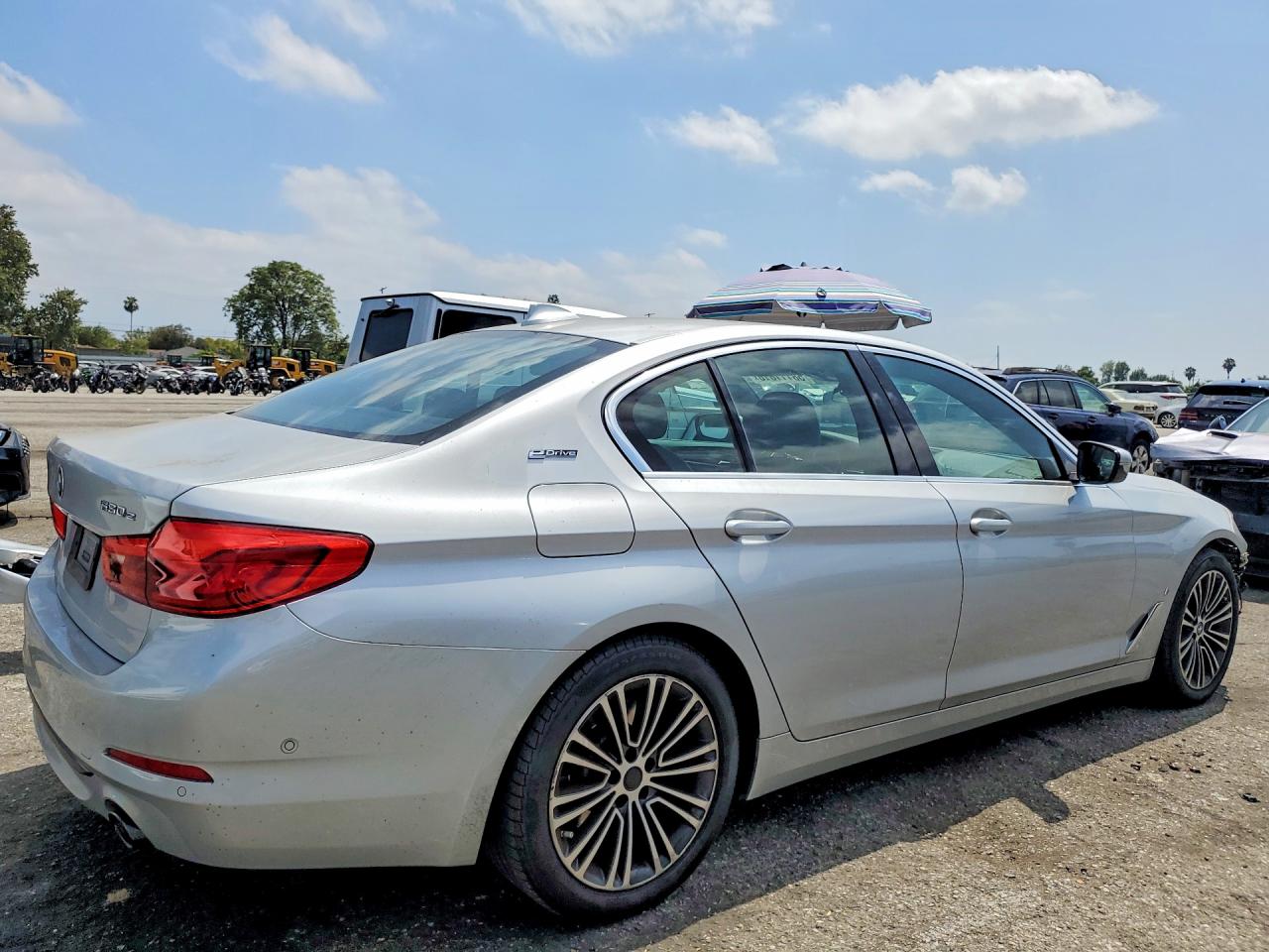 2019 BMW 530XE — снимка 3