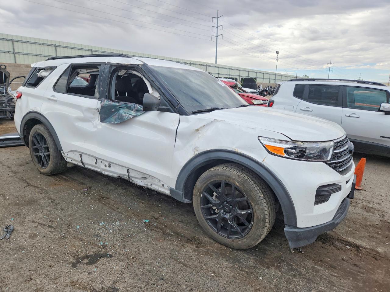 2021 FORD EXPLORER XLT — снимка 4