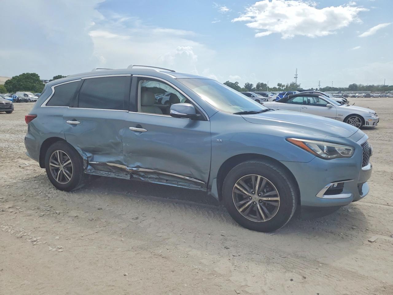 2019 INFINITI QX60 LUXE — снимка 4