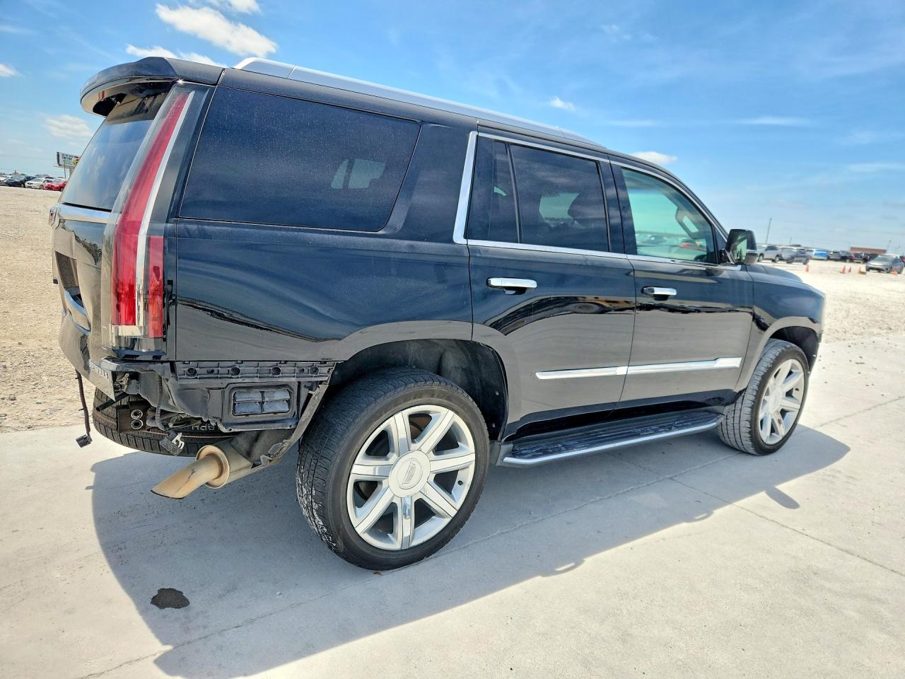 2016 CADILLAC ESCALADE LUXURY — снимка 3