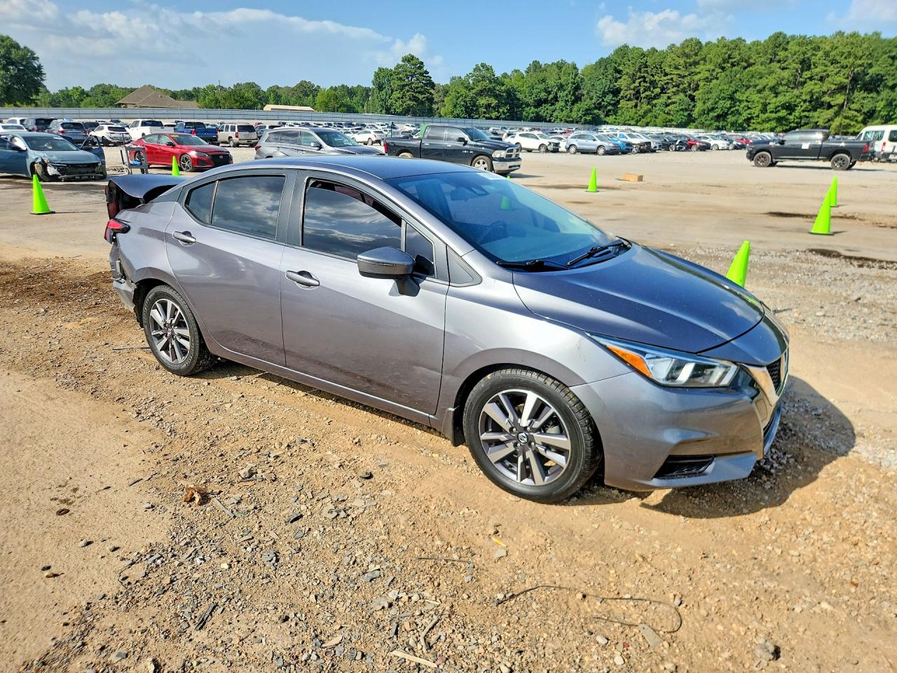 2020 NISSAN VERSA SV — снимка 4