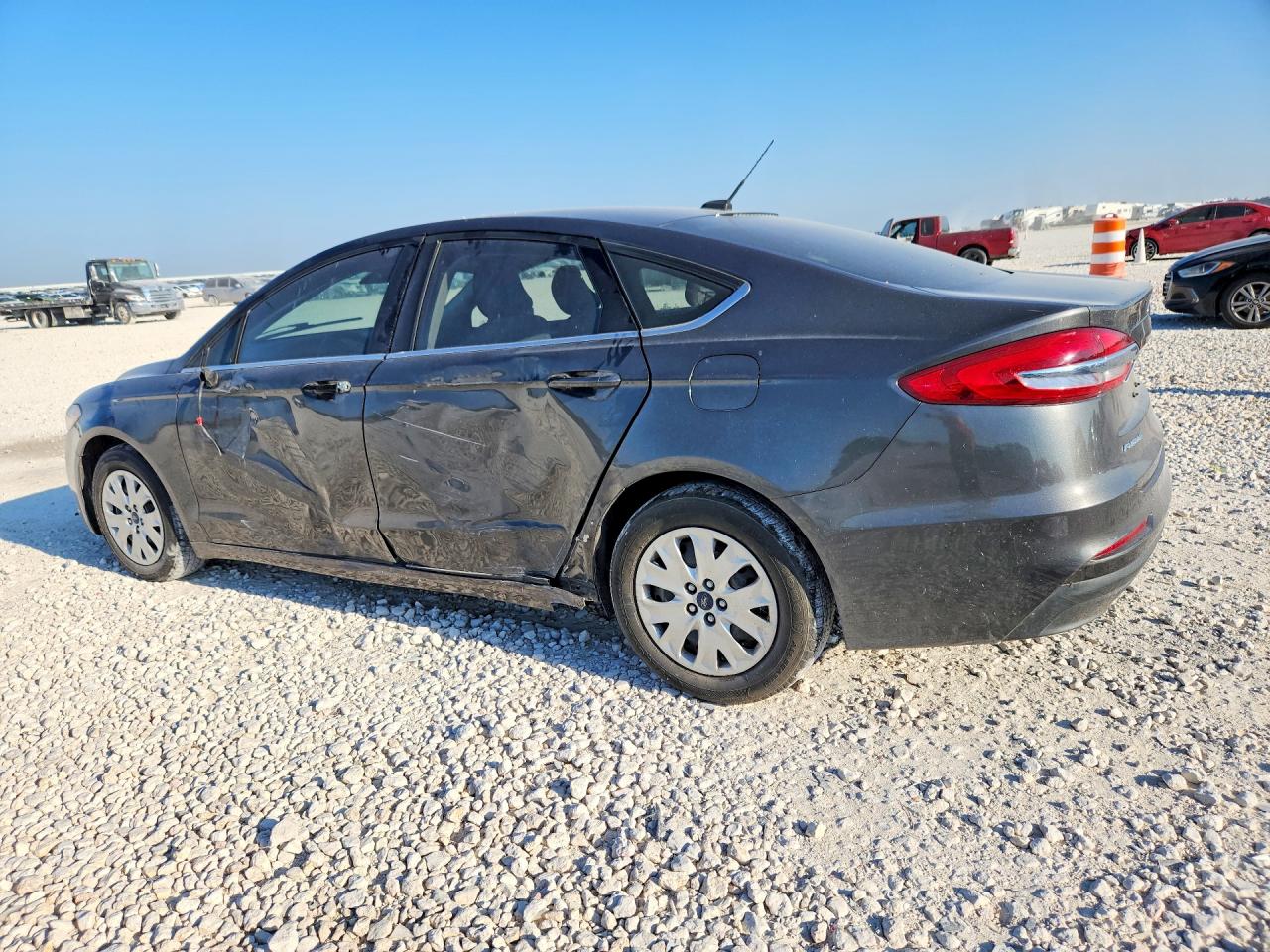 2019 FORD FUSION S — снимка 2