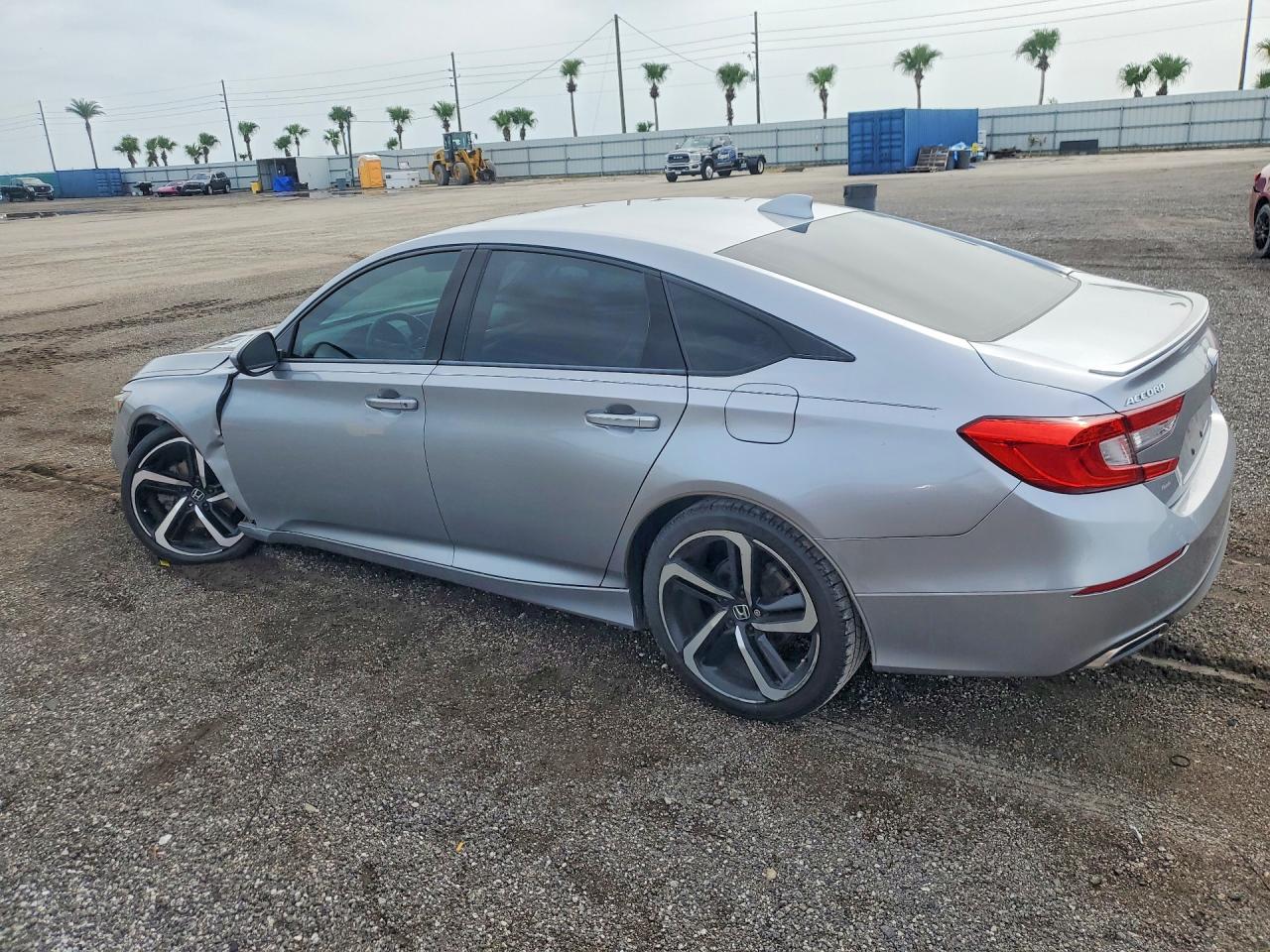 2018 HONDA ACCORD SPORT — снимка 2