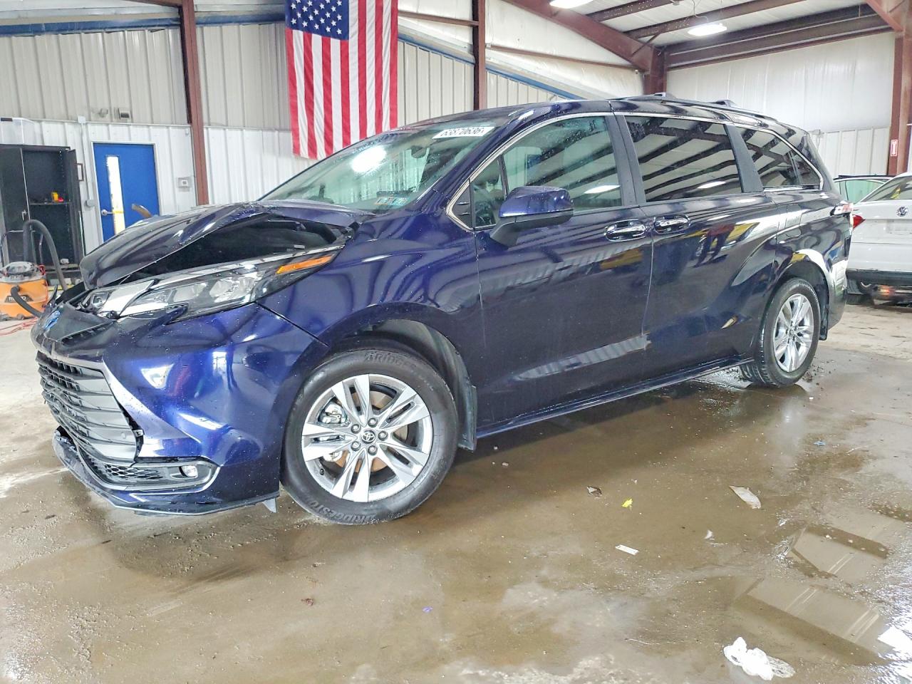2025 TOYOTA SIENNA XLE 7-PASSENGER