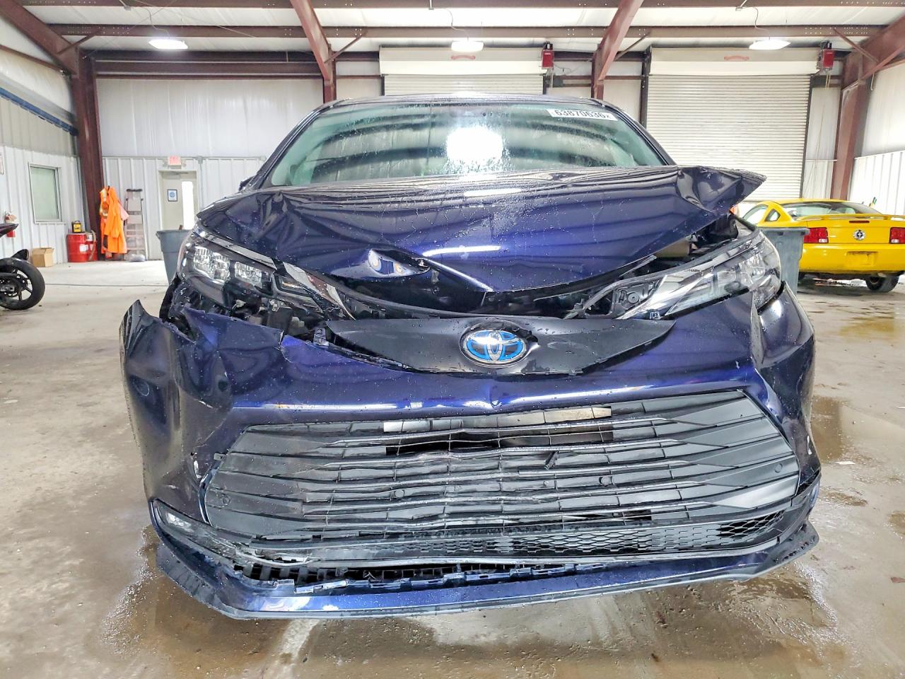 2025 TOYOTA SIENNA XLE 7-PASSENGER — снимка 5