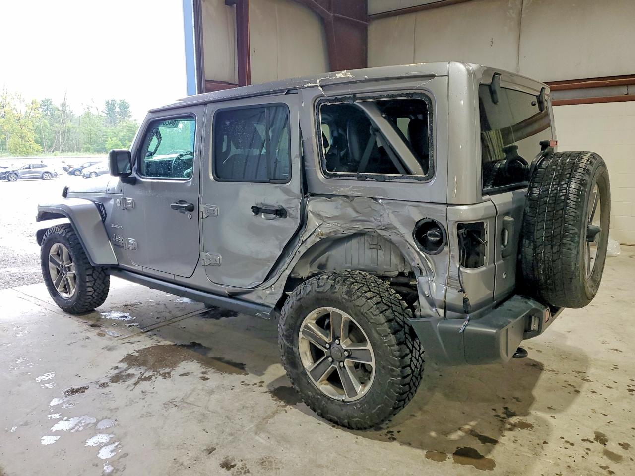 2018 JEEP WRANGLER UNLIMITED SAHARA — снимка 2