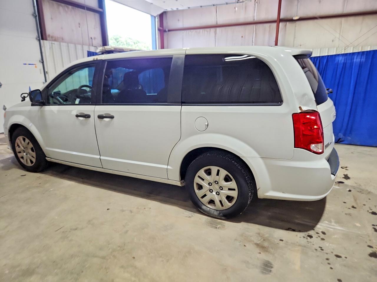 2019 DODGE GRAND CARAVAN SE — снимка 2