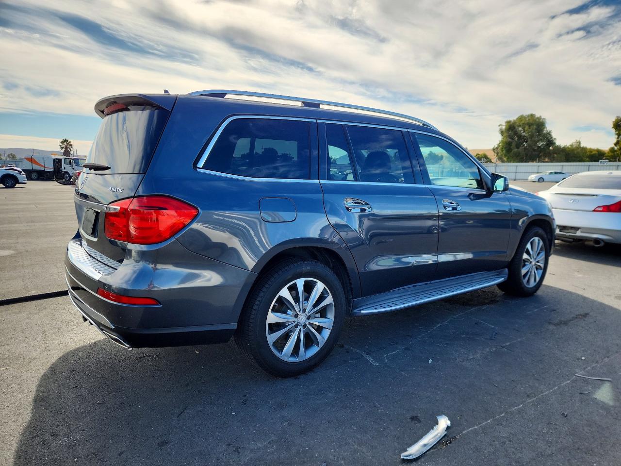 2015 MERCEDES-BENZ GL 450 4MATIC — снимка 3