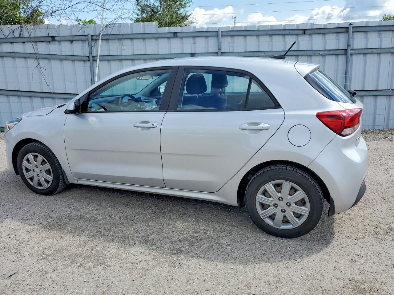 2021 KIA RIO S — снимка 2