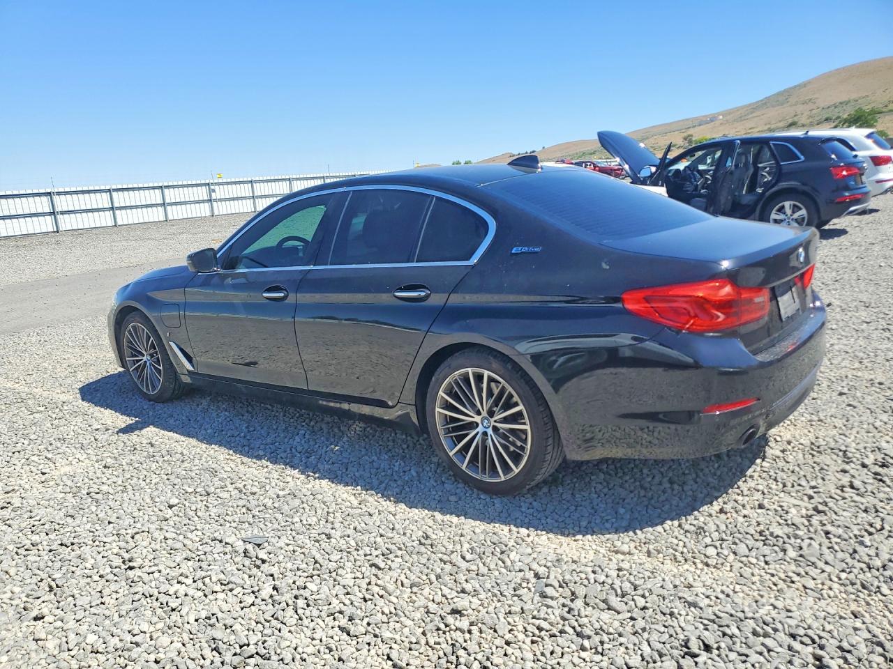 2018 BMW 530XE — снимка 2