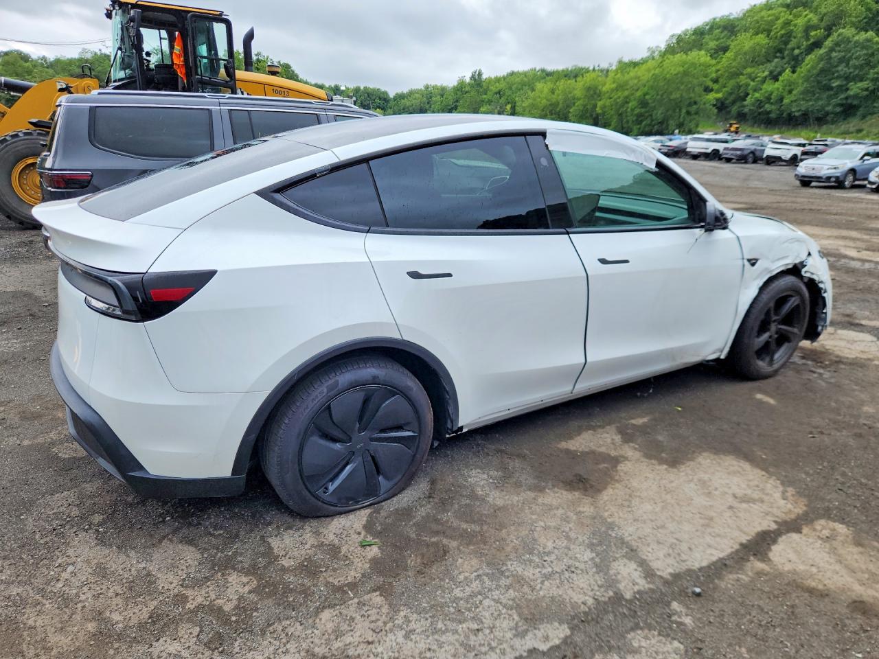 2026 TESLA MODEL Y — снимка 3