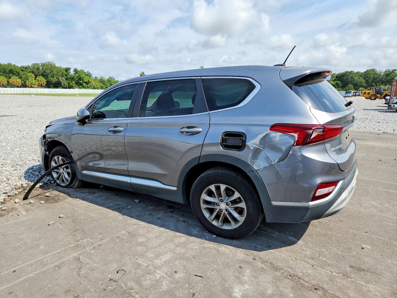 2019 HYUNDAI SANTA FE SE — снимка 2