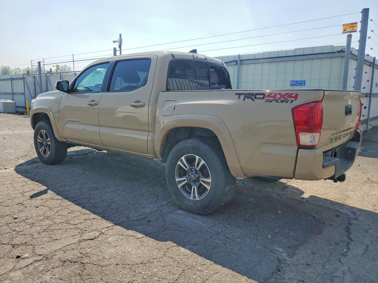 2018 TOYOTA TACOMA TRD SPORT — снимка 2