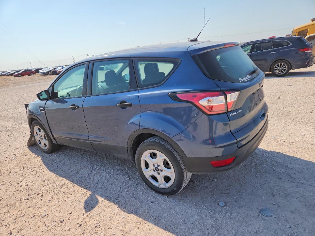 2018 FORD ESCAPE S — снимка 2