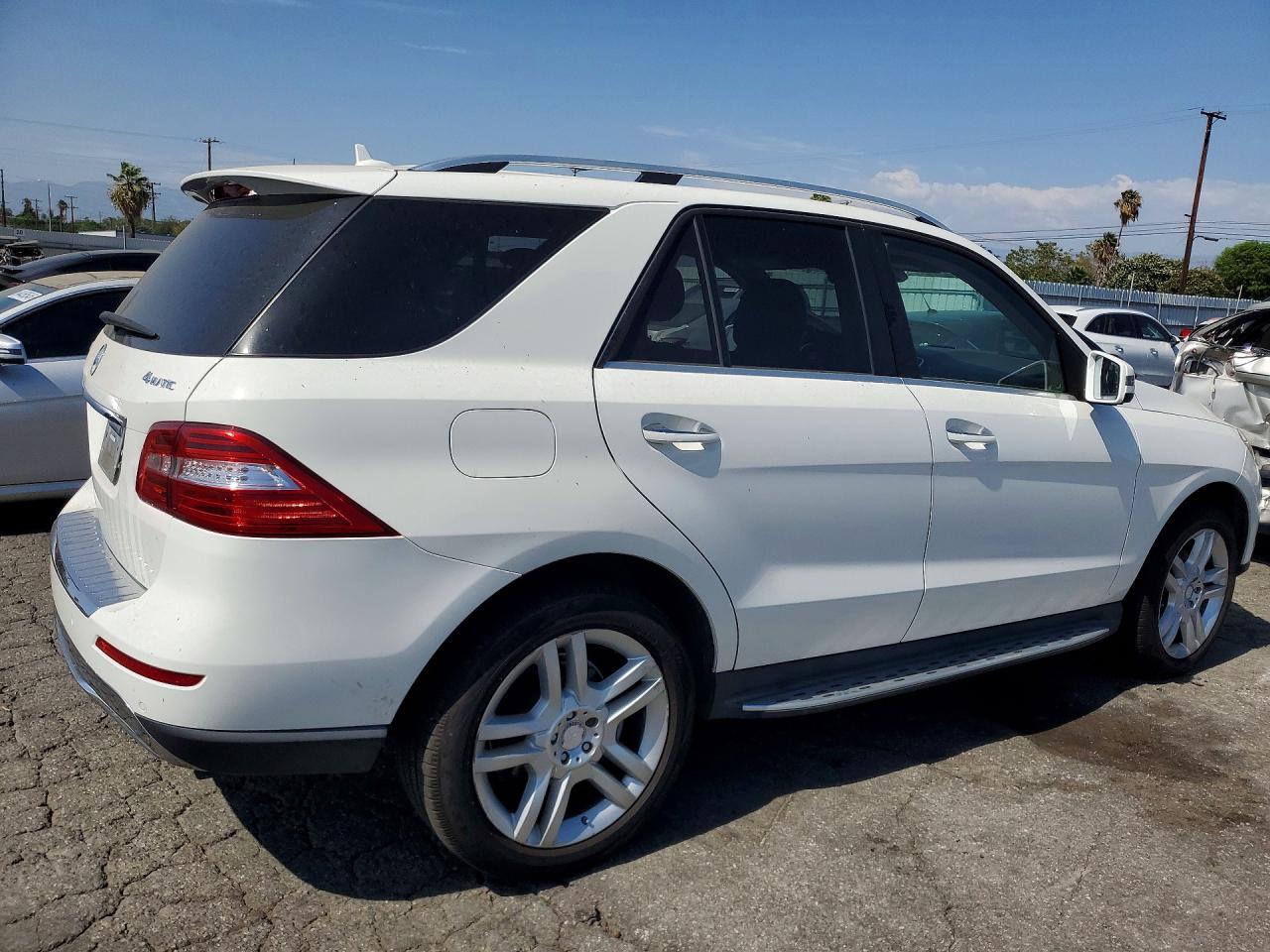 2015 MERCEDES-BENZ ML 350 4MATIC — снимка 3