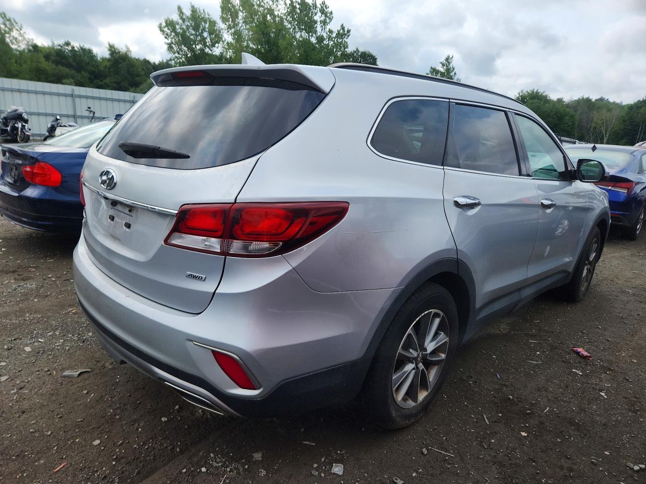 2017 HYUNDAI SANTA FE SE — снимка 3