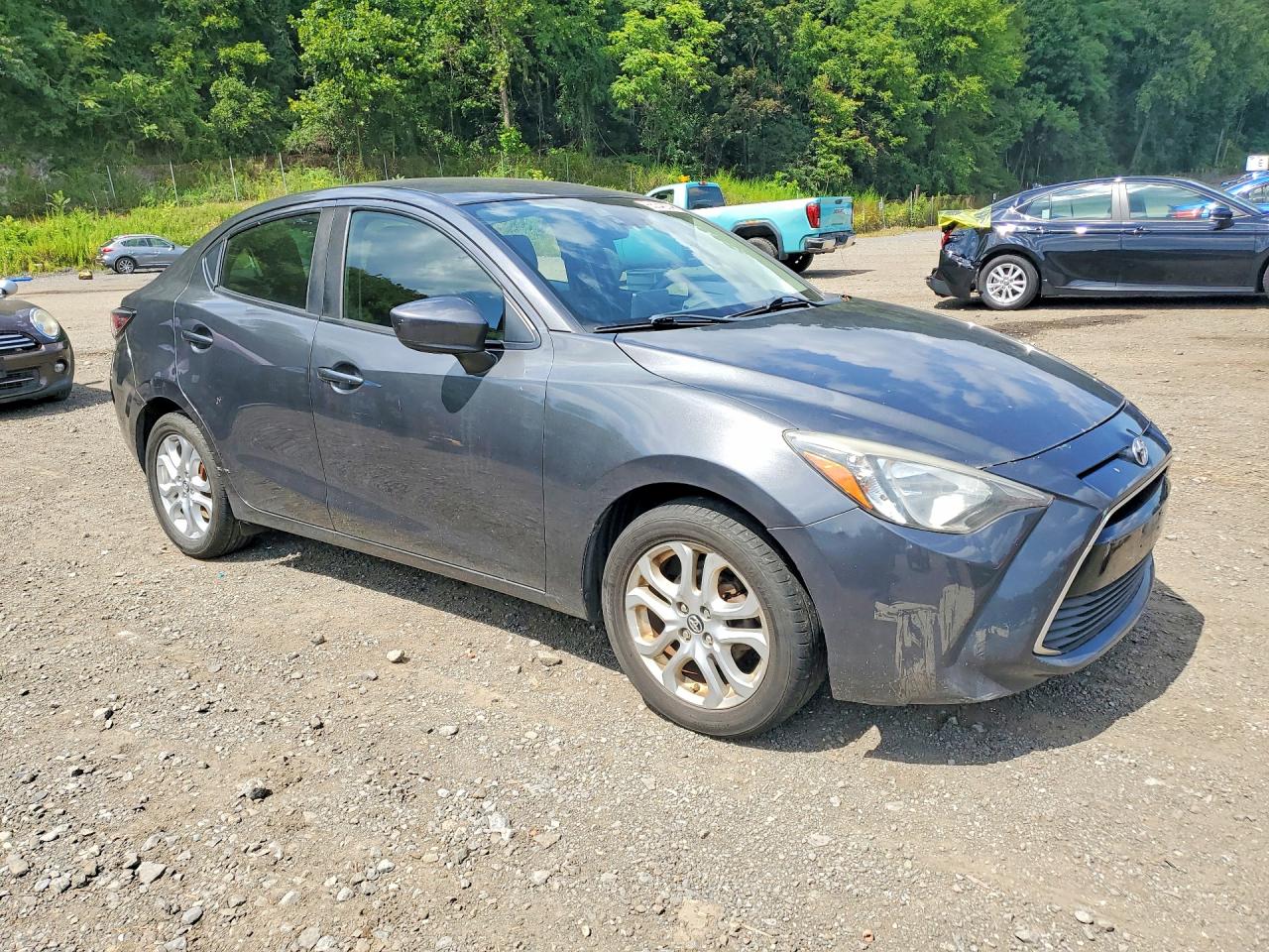 2017 TOYOTA YARIS — снимка 4