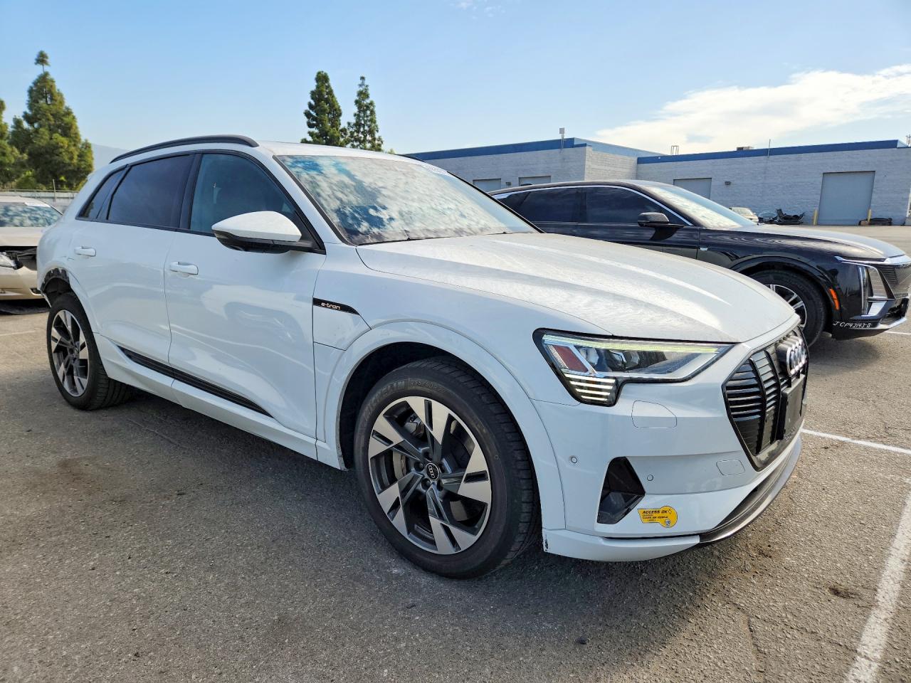 2021 AUDI E-TRON PREMIUM — снимка 4
