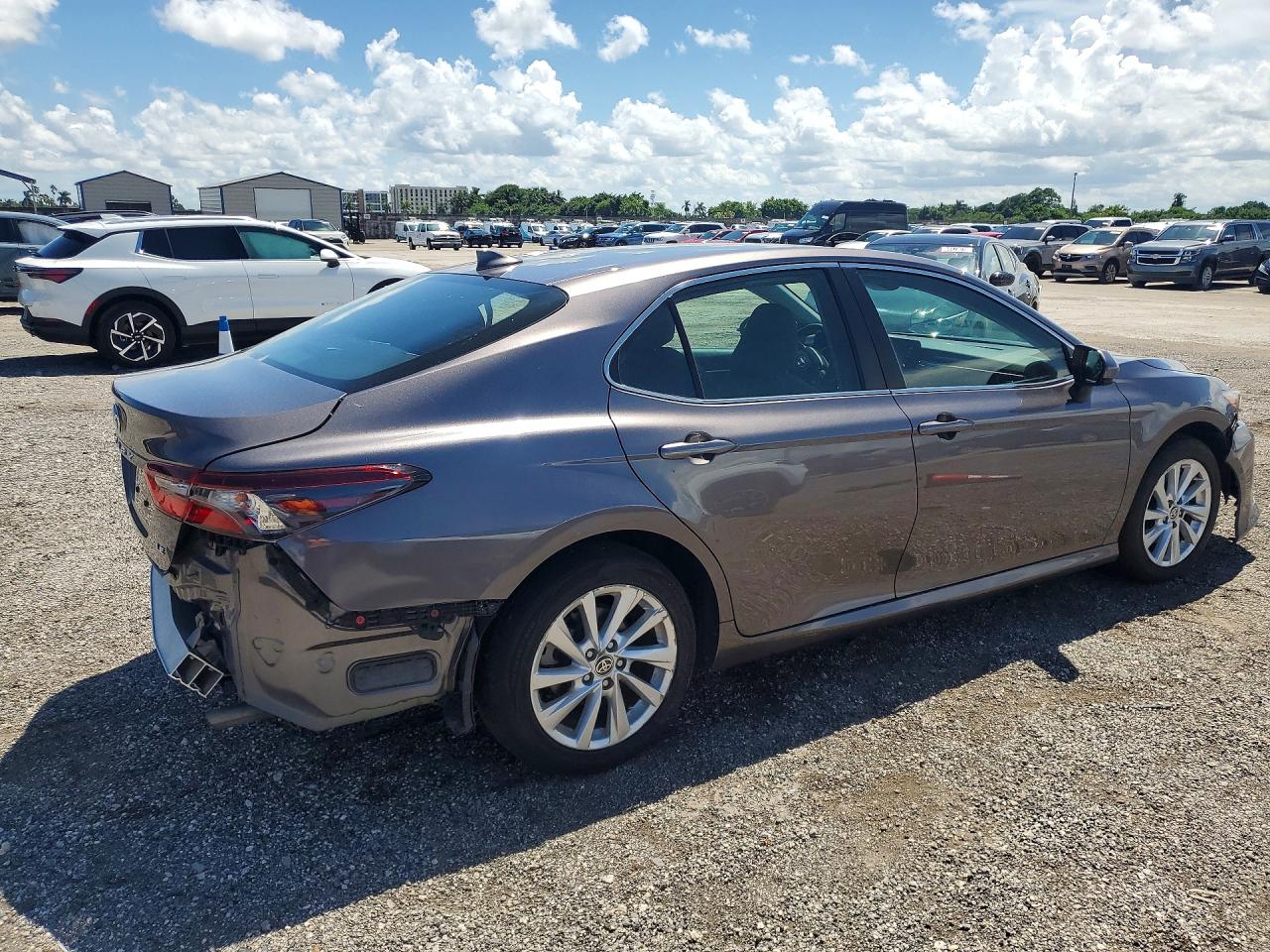2023 TOYOTA CAMRY LE — снимка 3