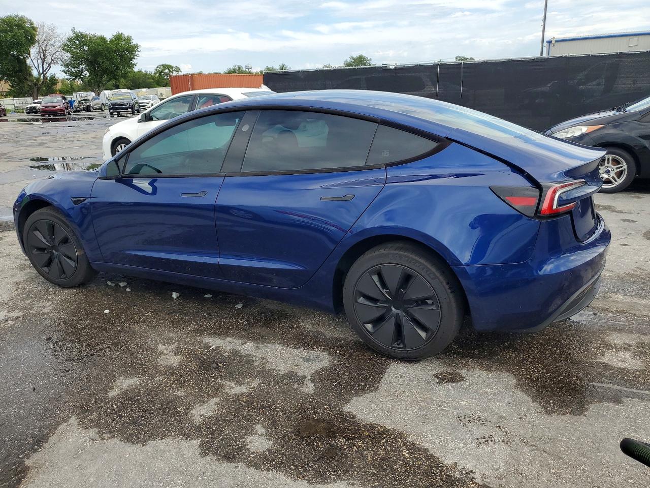 2025 TESLA MODEL 3 — снимка 2