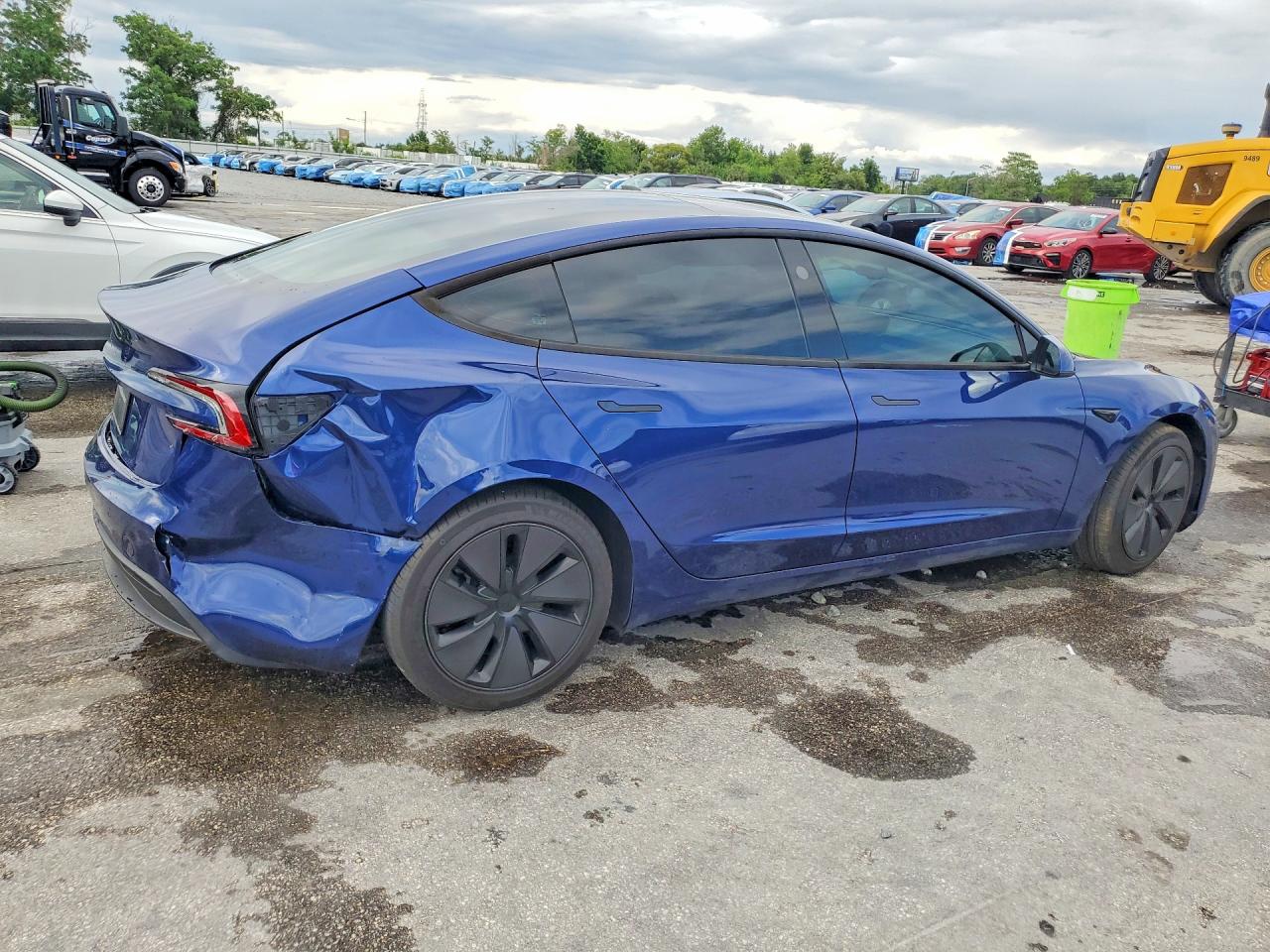 2025 TESLA MODEL 3 — снимка 3