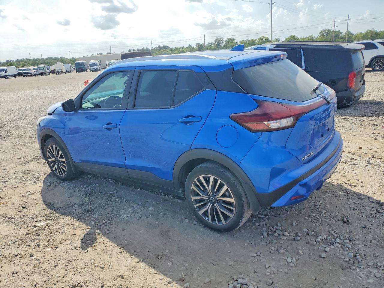2022 NISSAN KICKS SV — снимка 2