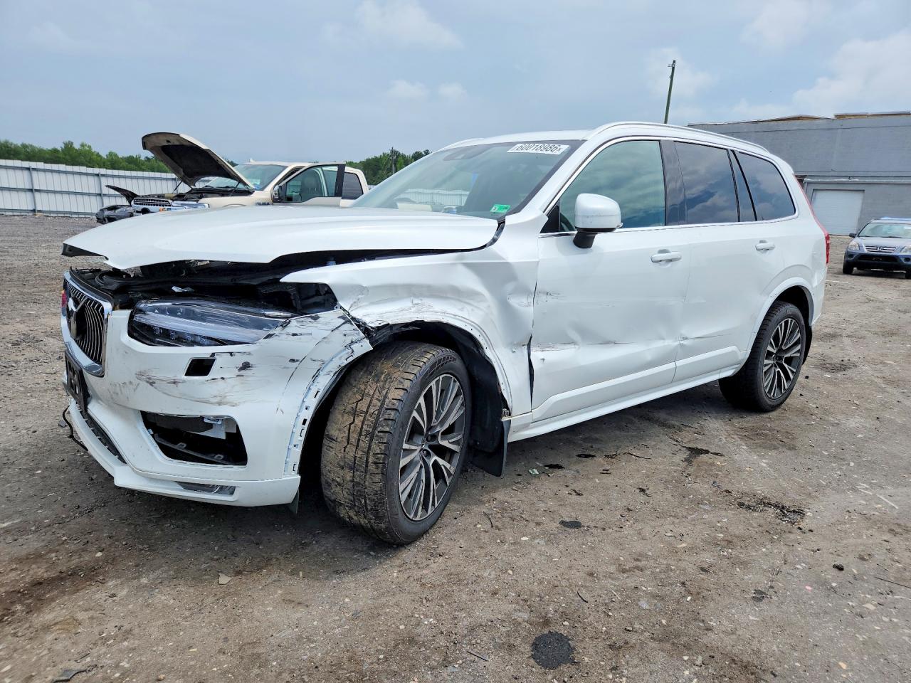 2021 VOLVO XC90 T5 MOMENTUM