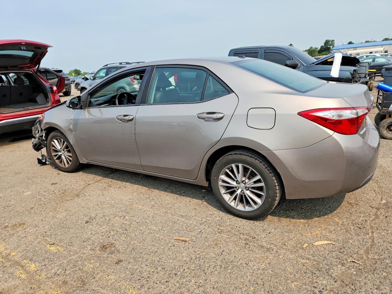 2015 TOYOTA COROLLA LE PREMIUM — снимка 2