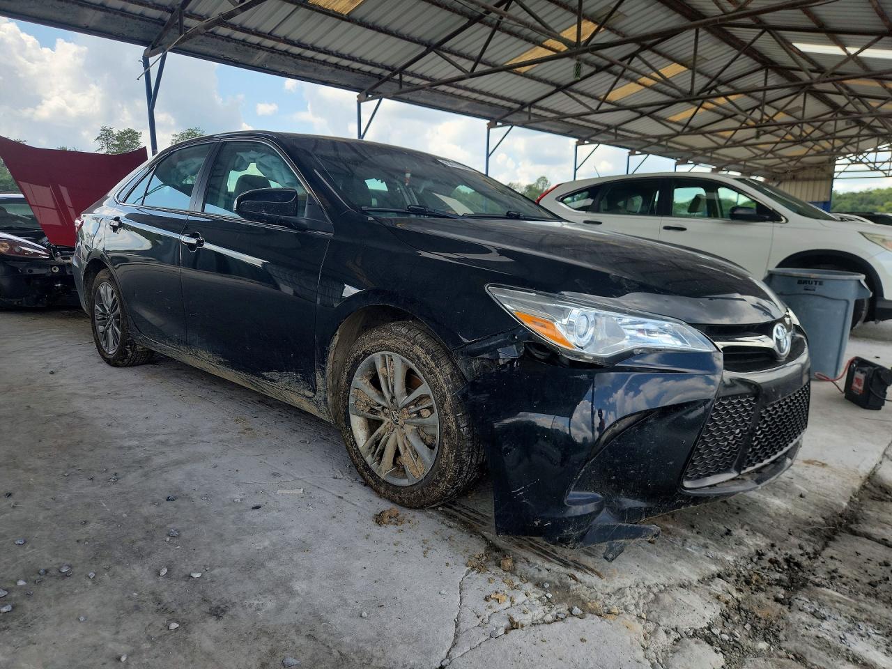 2017 TOYOTA CAMRY SE — снимка 4