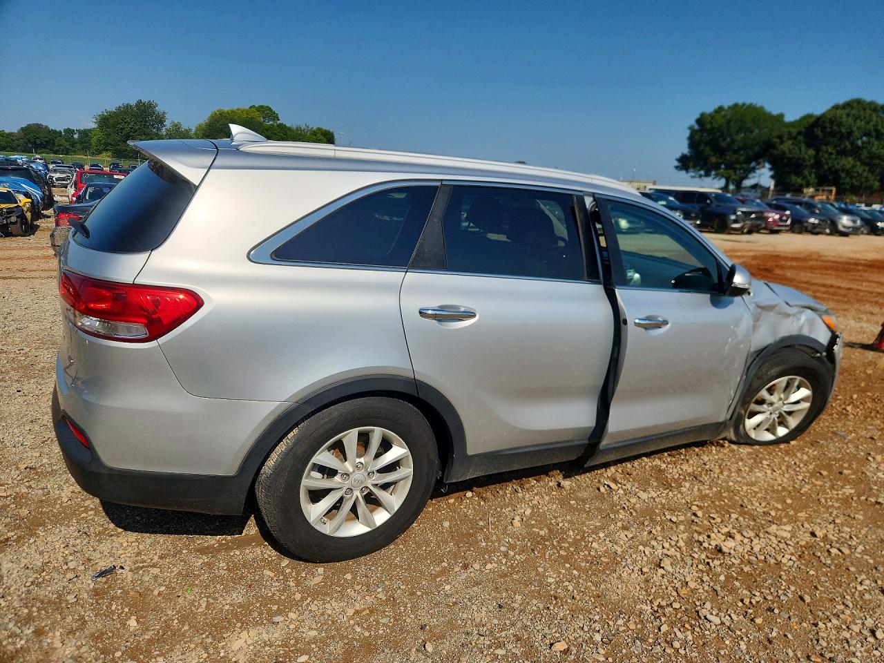 2017 KIA SORENTO LX — снимка 3