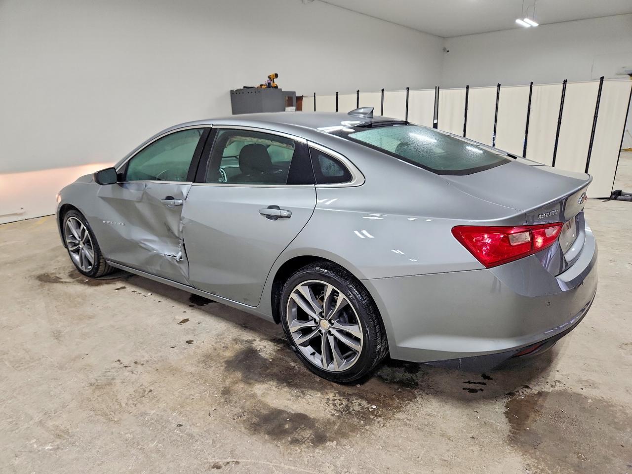 2025 CHEVROLET MALIBU LT — снимка 2
