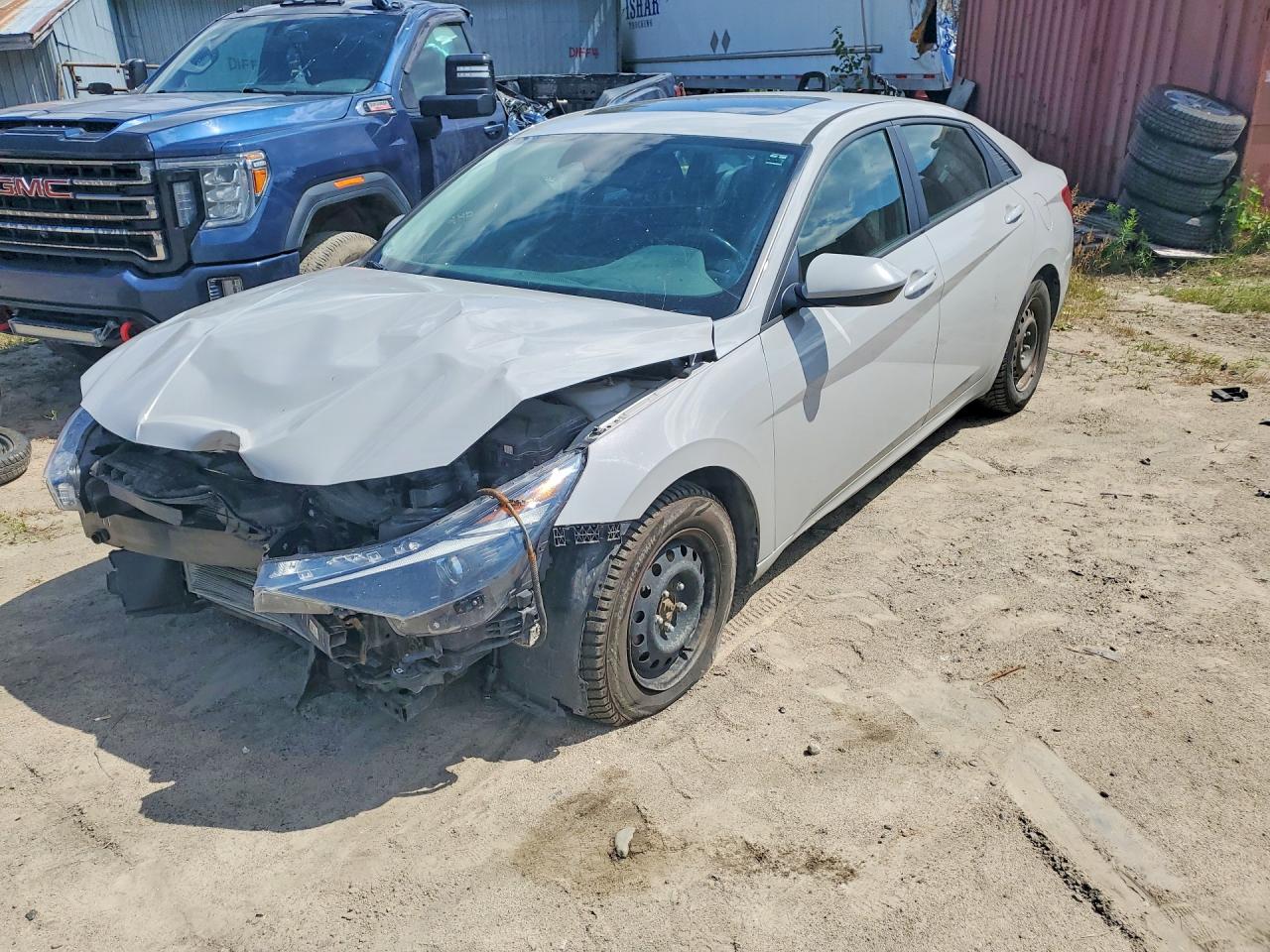 2022 HYUNDAI ELANTRA SEL
