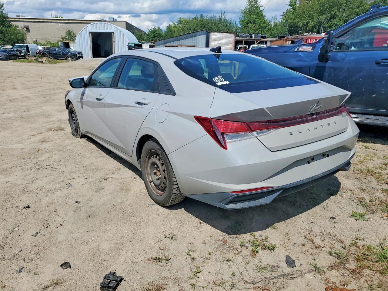 2022 HYUNDAI ELANTRA SEL — снимка 2