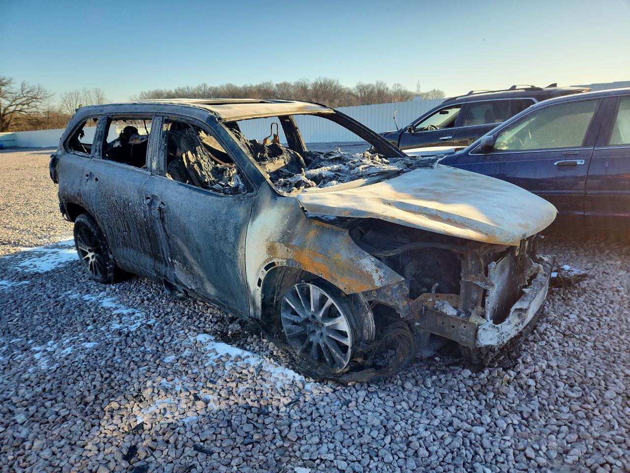 2017 TOYOTA HIGHLANDER SE — снимка 4