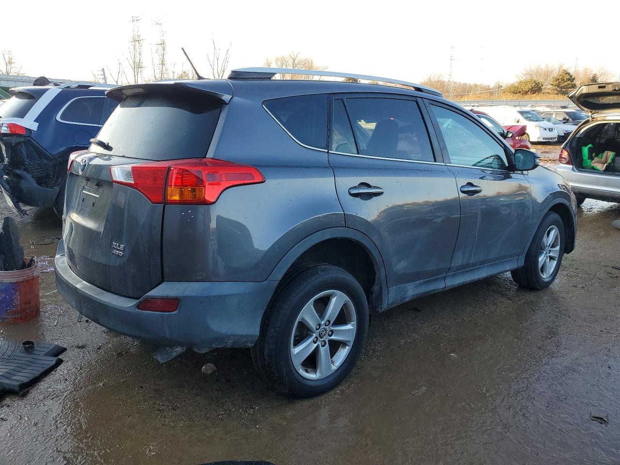 2015 TOYOTA RAV4 XLE — снимка 3