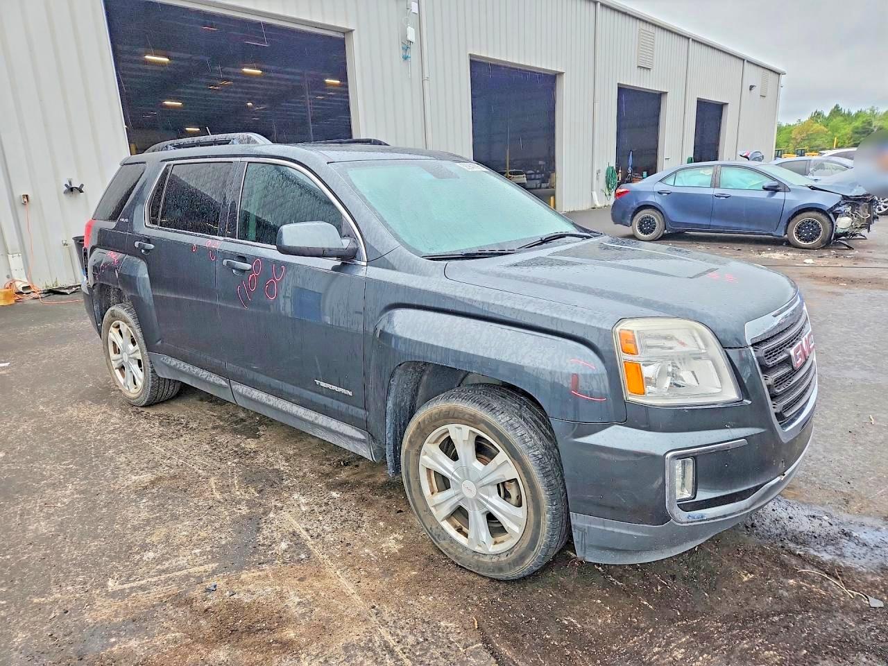 2017 GMC TERRAIN SLE — снимка 4