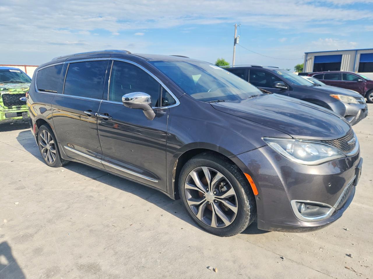 2018 CHRYSLER PACIFICA LIMITED — снимка 4