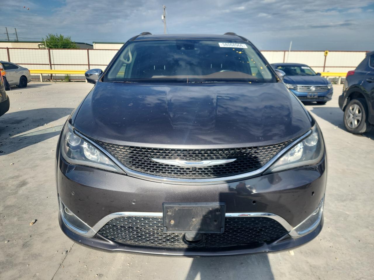 2018 CHRYSLER PACIFICA LIMITED — снимка 5