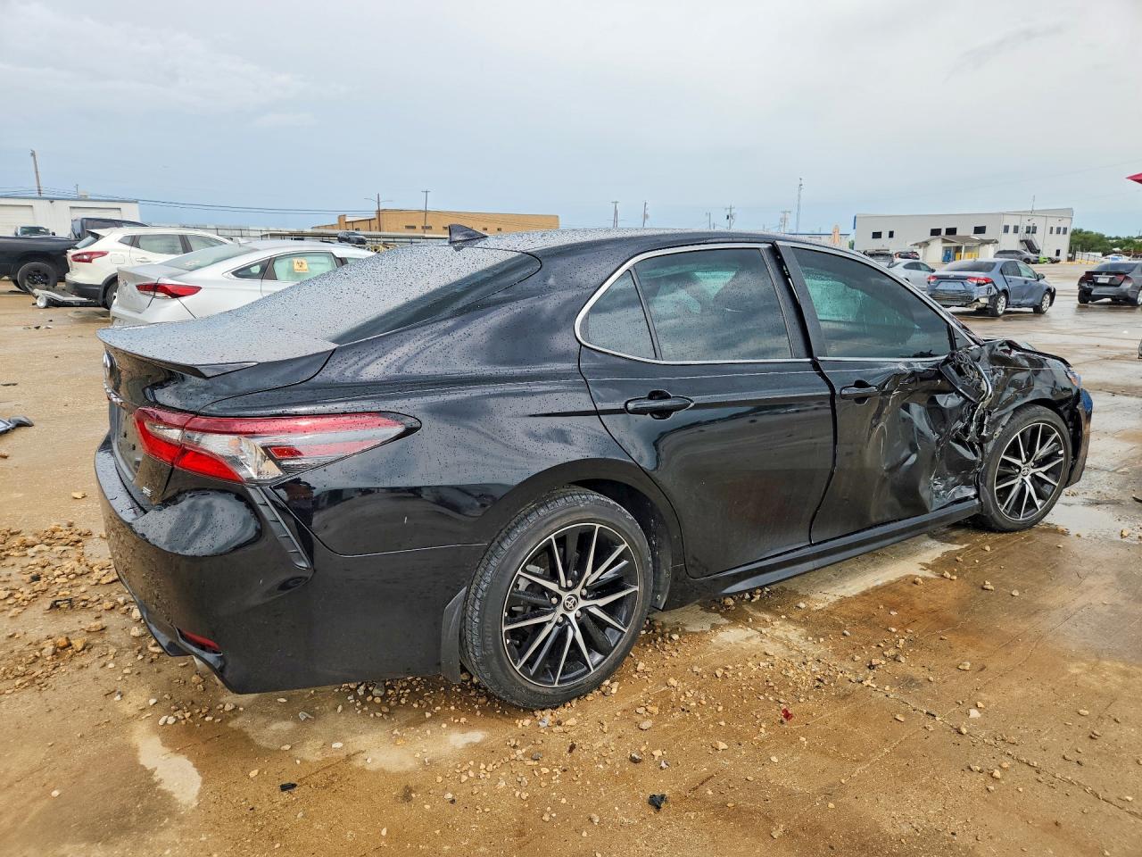 2024 TOYOTA CAMRY SE — снимка 3